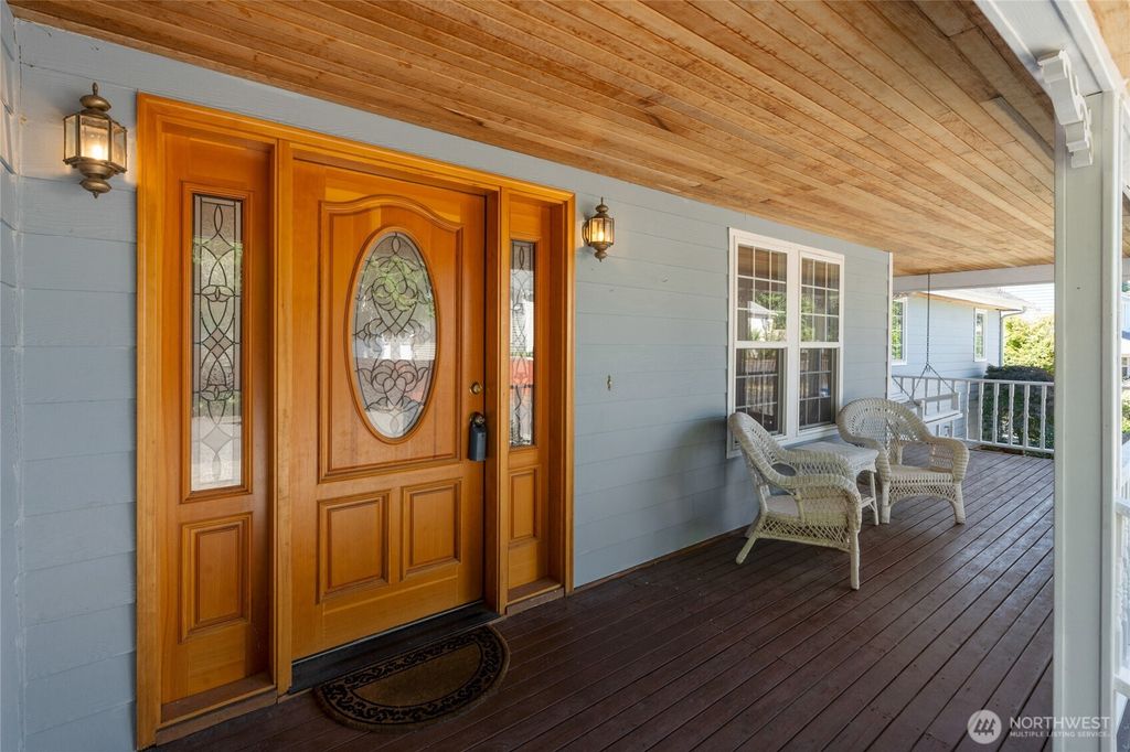 Photo of 3817 S 251st Street, Kent, WA 98032 (MLS # 2422971)