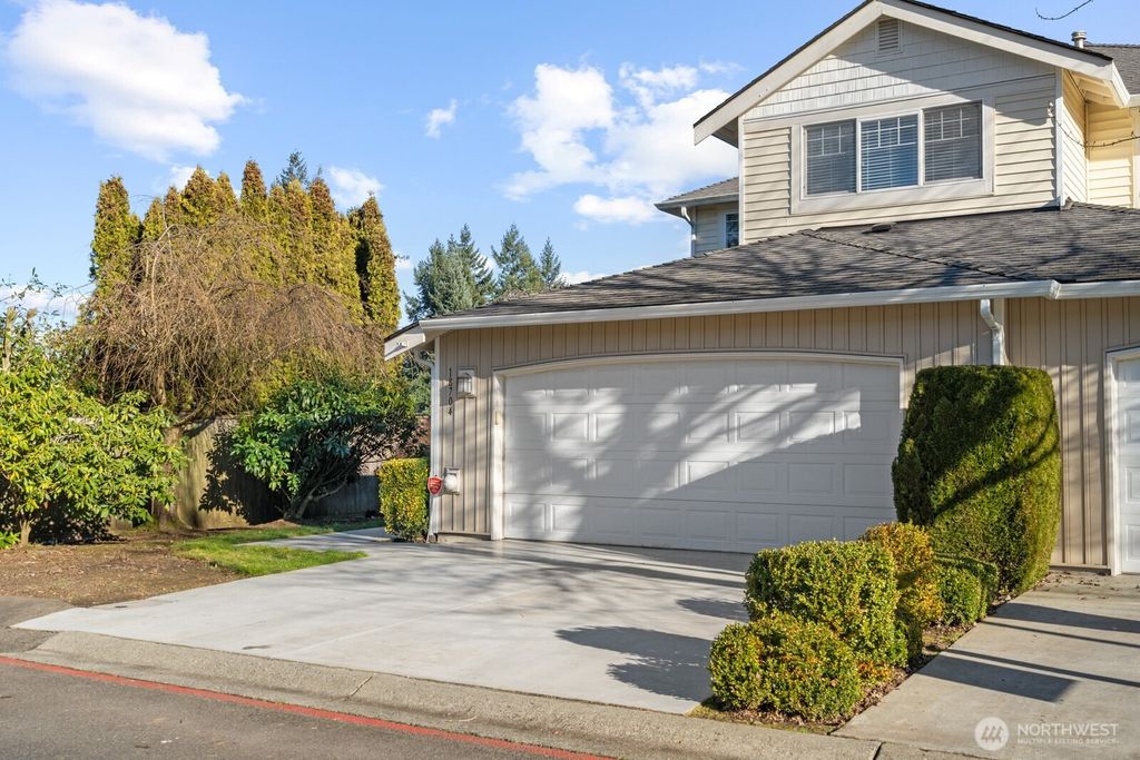 Photo of 18704 109th Lane SE, Renton, WA 98055 (MLS # 2469941)