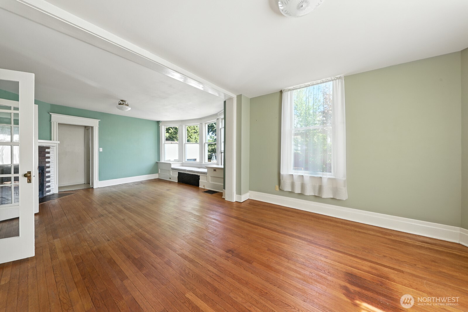 136 N 77th Street