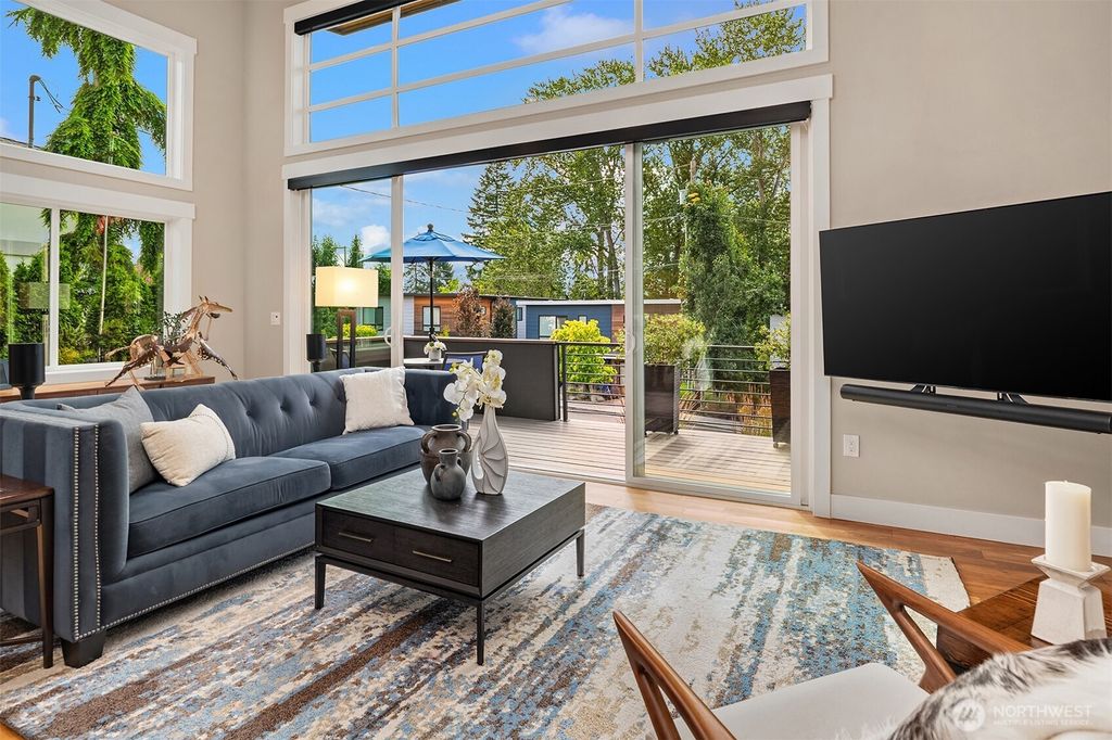 Photo of 1808 2nd Street, Kirkland, WA 98033 (MLS # 2401924)