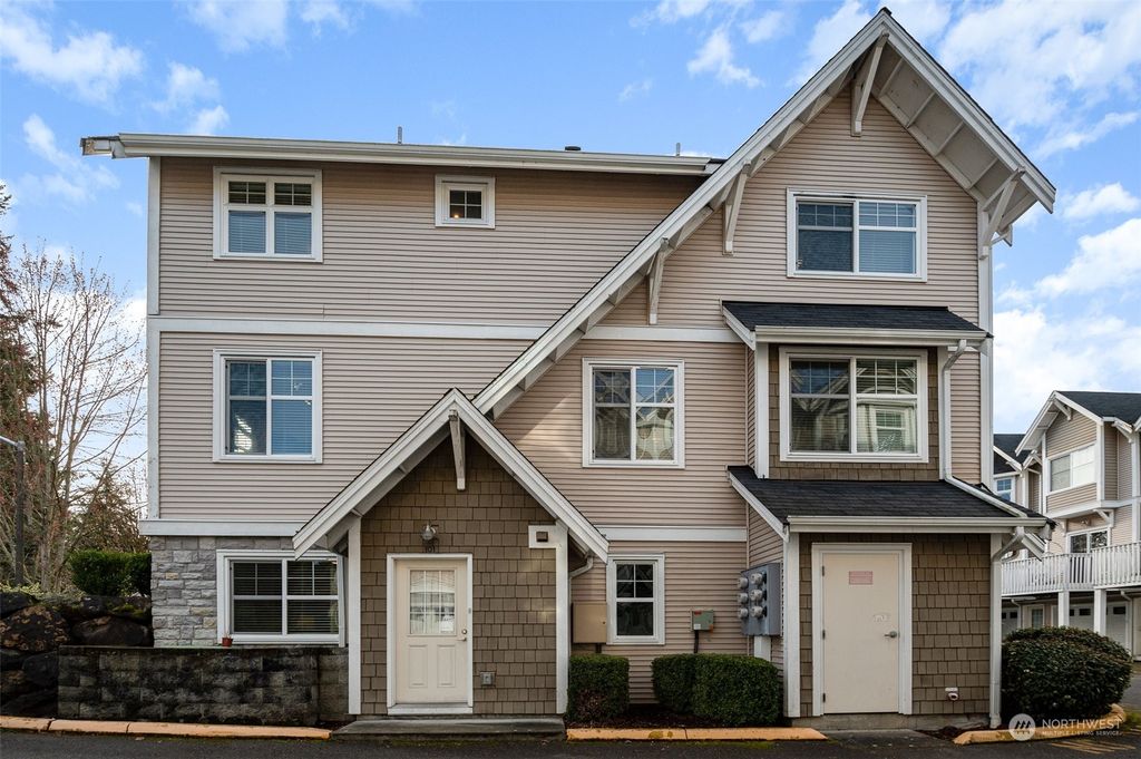 Photo of 16420 NE 91st Street #101, Redmond, WA 98052 (MLS # 2209806)
