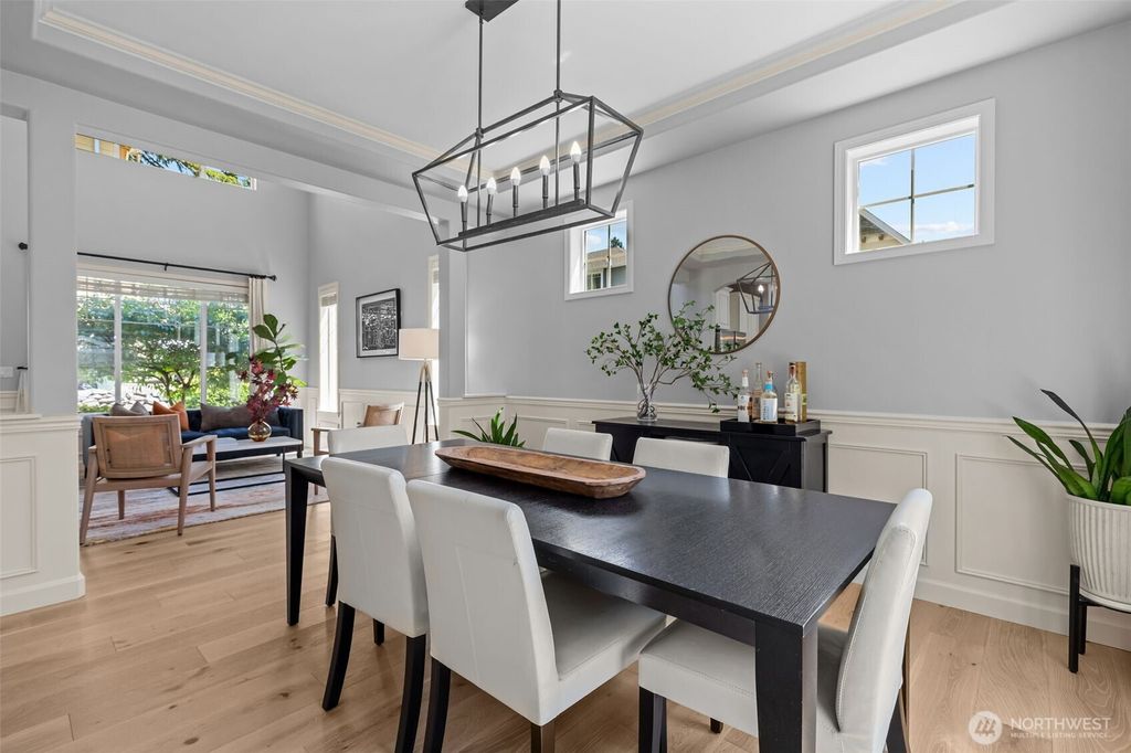 Photo of 8122 NE 189th Place, Kenmore, WA 98028 (MLS # 2424158)