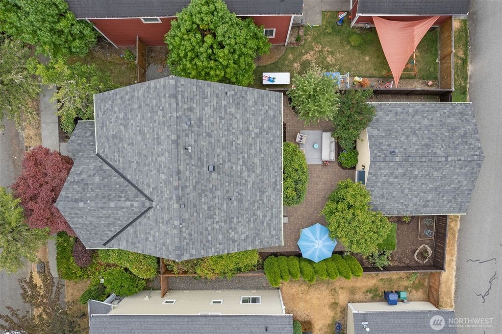Photo of 9907 223rd Place NE, Redmond, WA 98053 (MLS # 2429319)