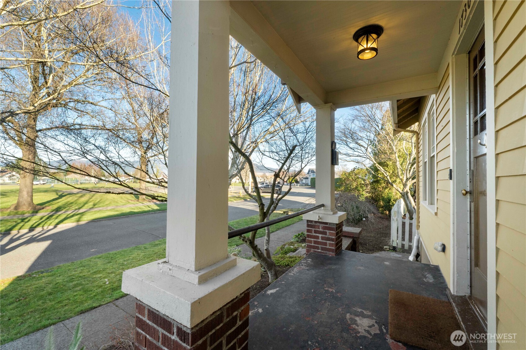 1730 Hillcrest Avenue