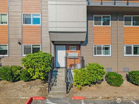 Photo of 210 SW Clark Street #A202, Issaquah, WA 98027 (MLS # 2427702)
