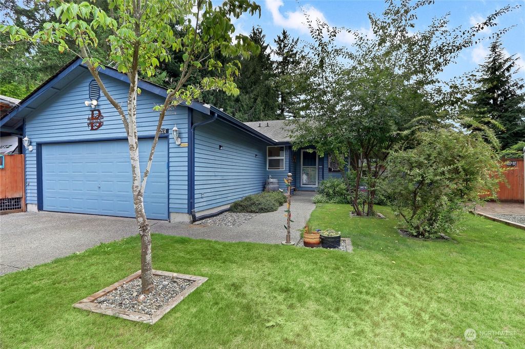Photo of 12131 169th Drive NE, Arlington, WA 98223 (MLS # 2154763)