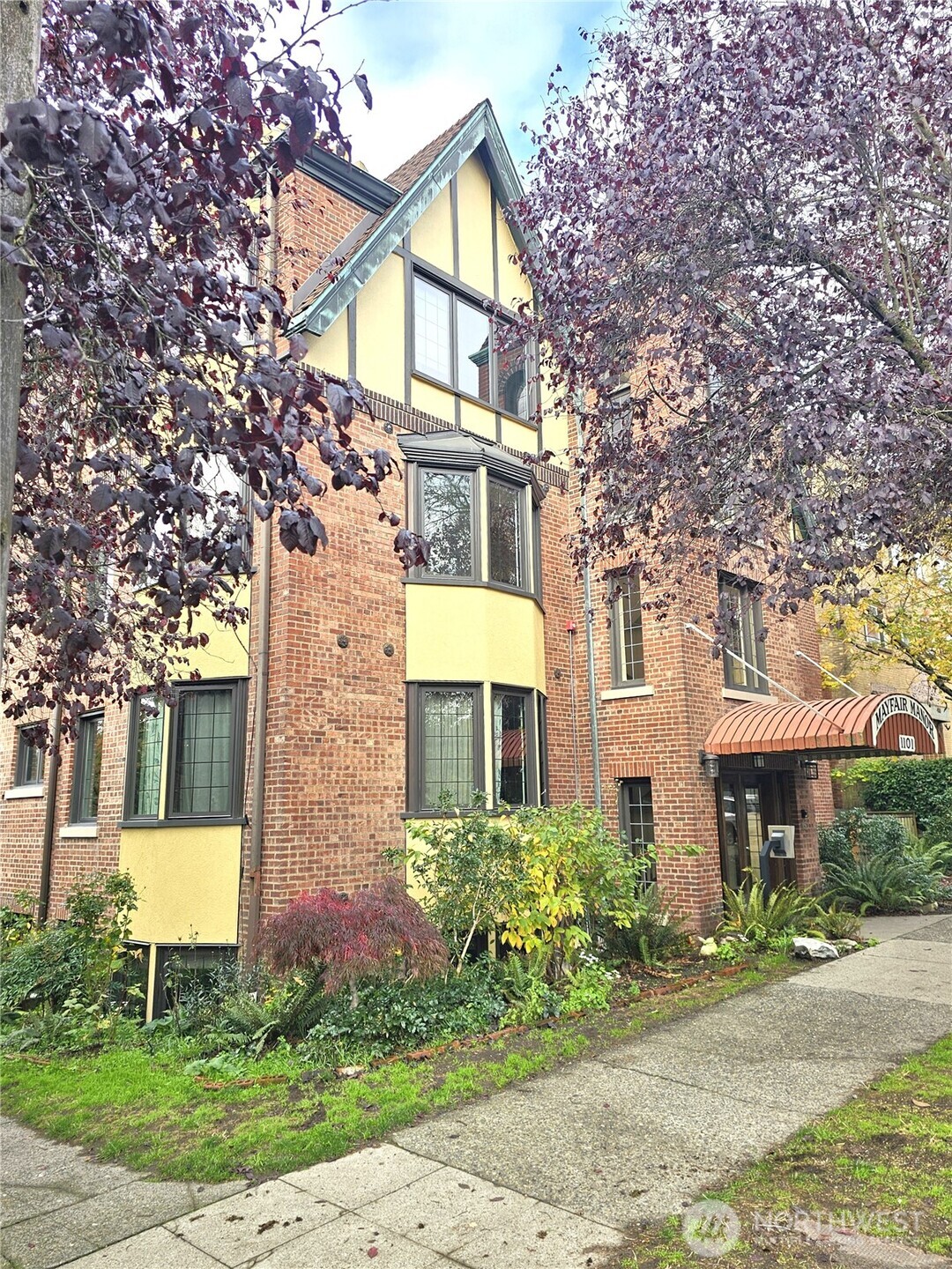 1101 17th Avenue 101