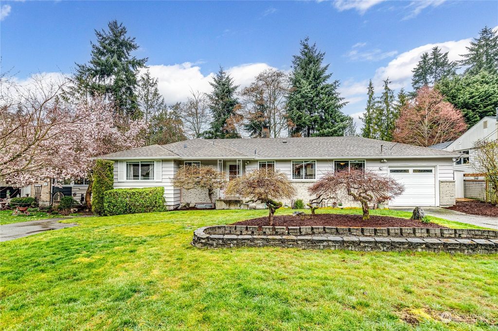 Photo of 1614 N 203rd Place, Shoreline, WA 98133 (MLS # 2213658)