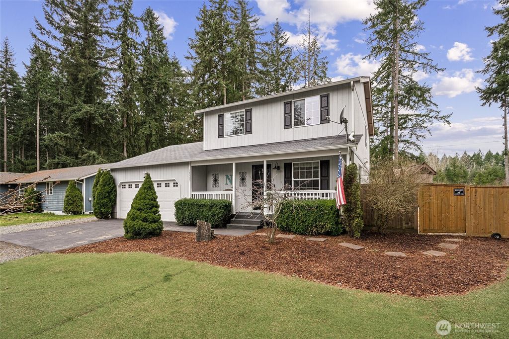 Photo of 17535 Loop Lane SE, Yelm, WA 98597 (MLS # 2489578)