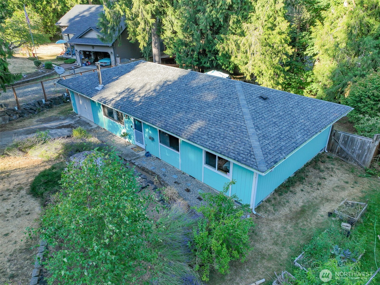 7412 Tsuga Ct SW