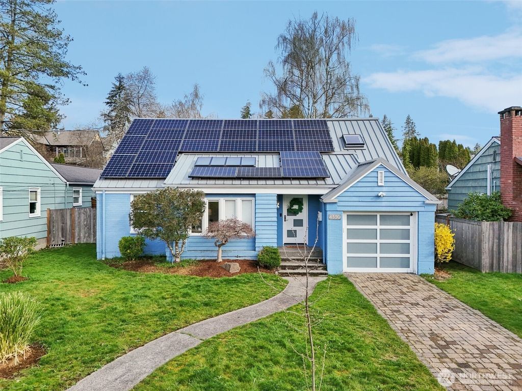 Photo of 4330 NE 56th Street, Seattle, WA 98105 (MLS # 2353305)