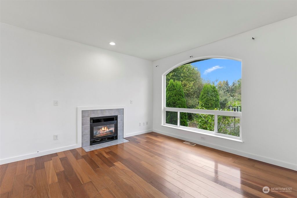 Photo of 1121 Lake Crest Drive, Snohomish, WA 98290 (MLS # 2291723)