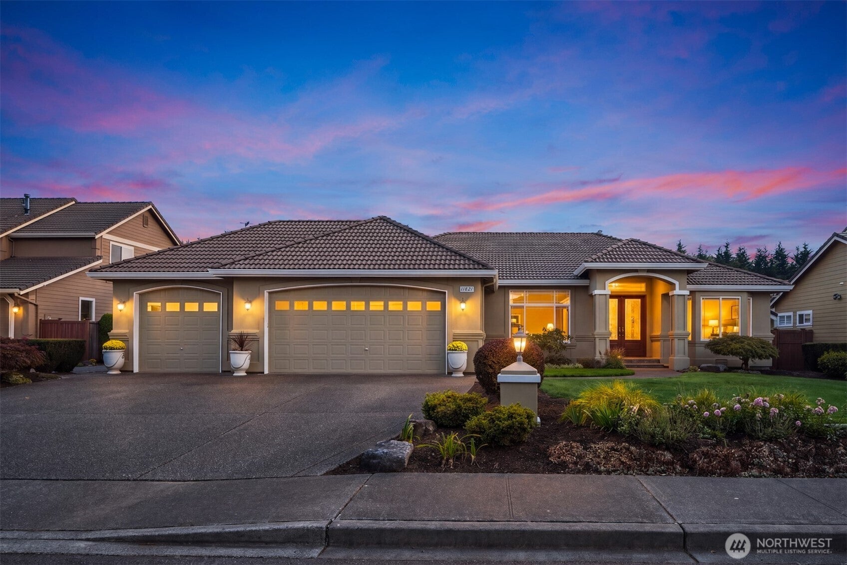11821 SE 290th Place