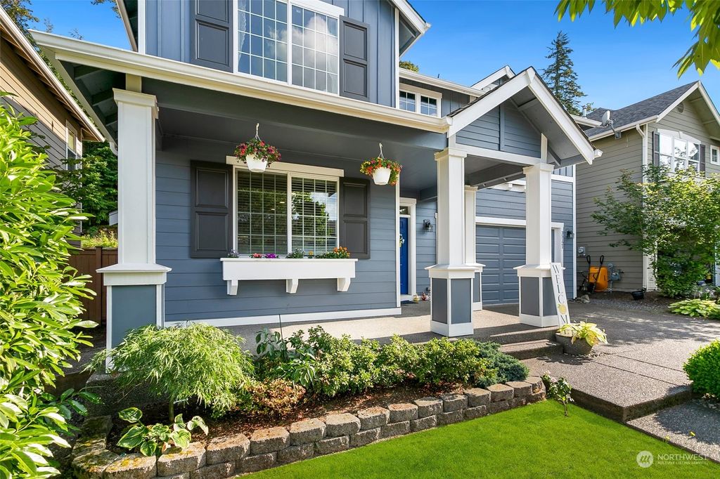 Photo of 35121 SE Terrace Street, Snoqualmie, WA 98065 (MLS # 2268748)
