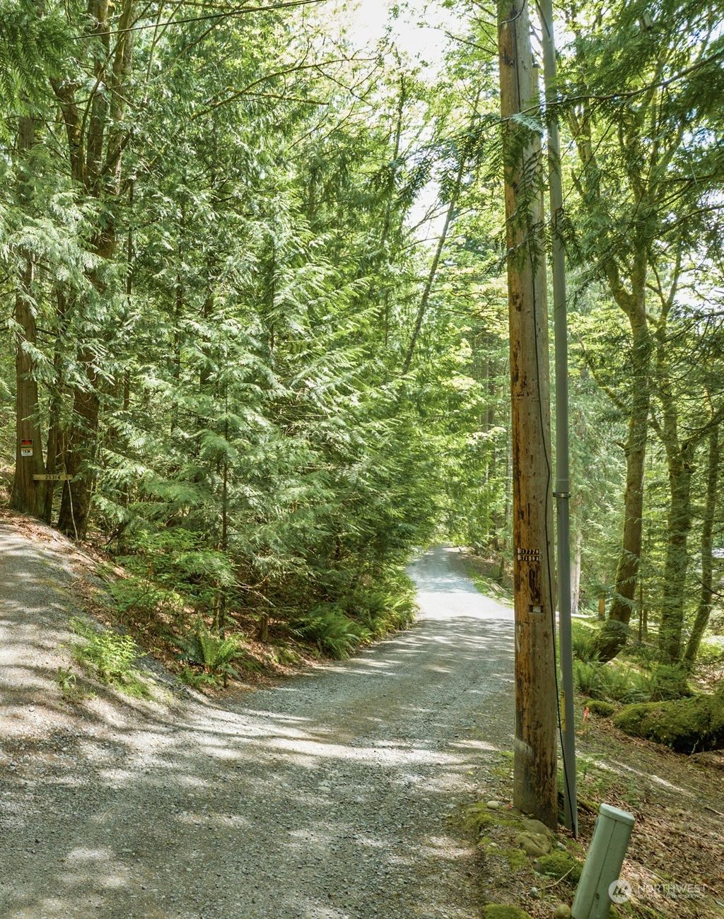 Photo of 25318 SE 135th Street, Issaquah, WA 98027 (MLS # 2133226)