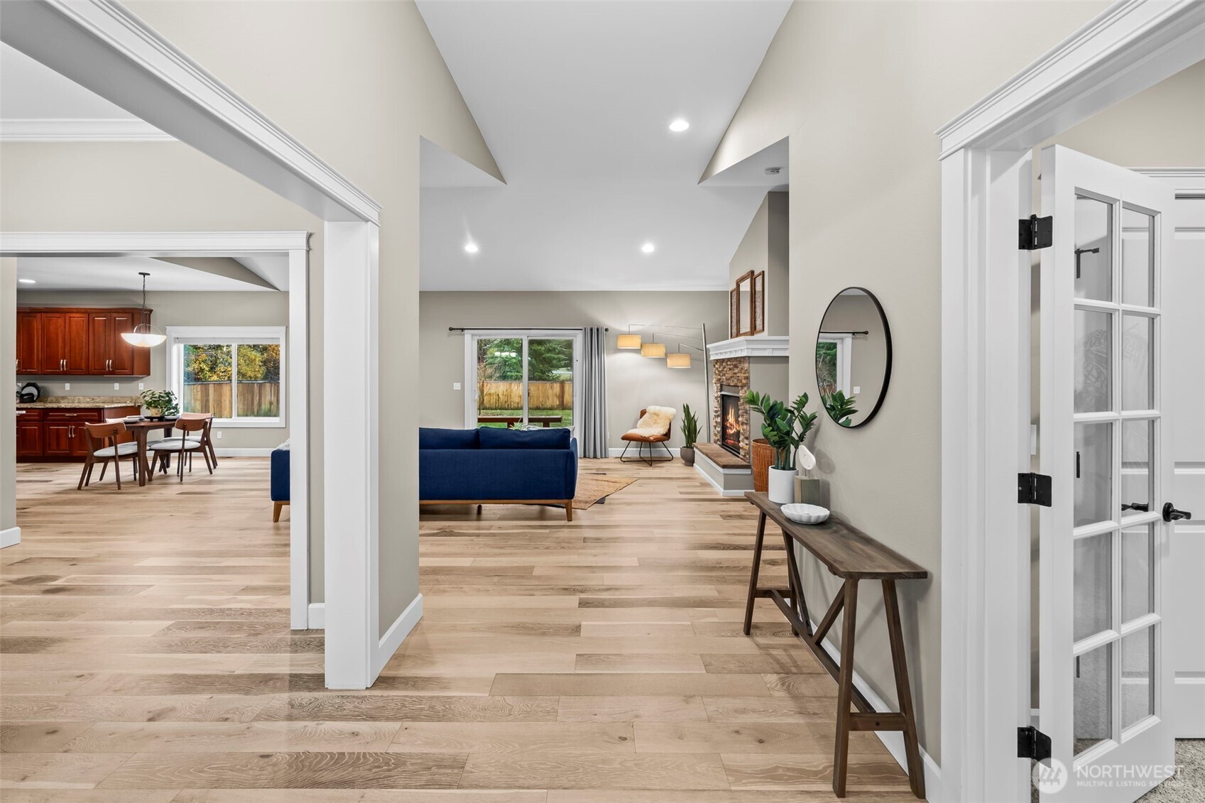 14892 Peacock Hill Road SE