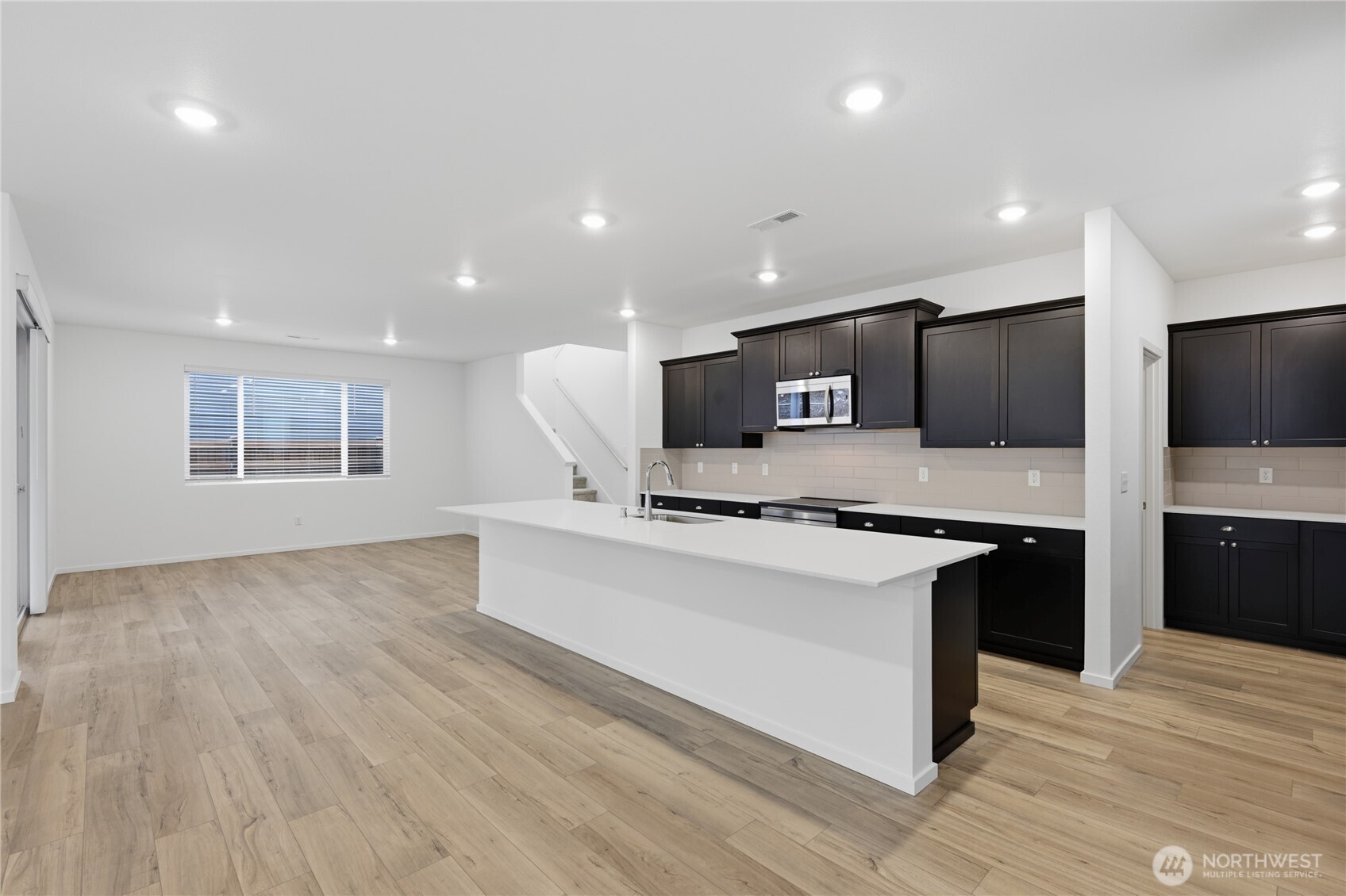 20440 Myrtle Place E