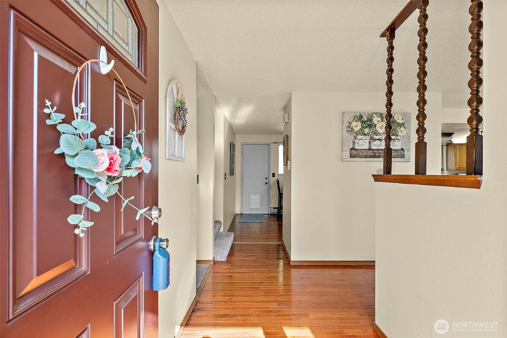 Photo of 21043 120th Place SE, Kent, WA 98031 (MLS # 2412335)