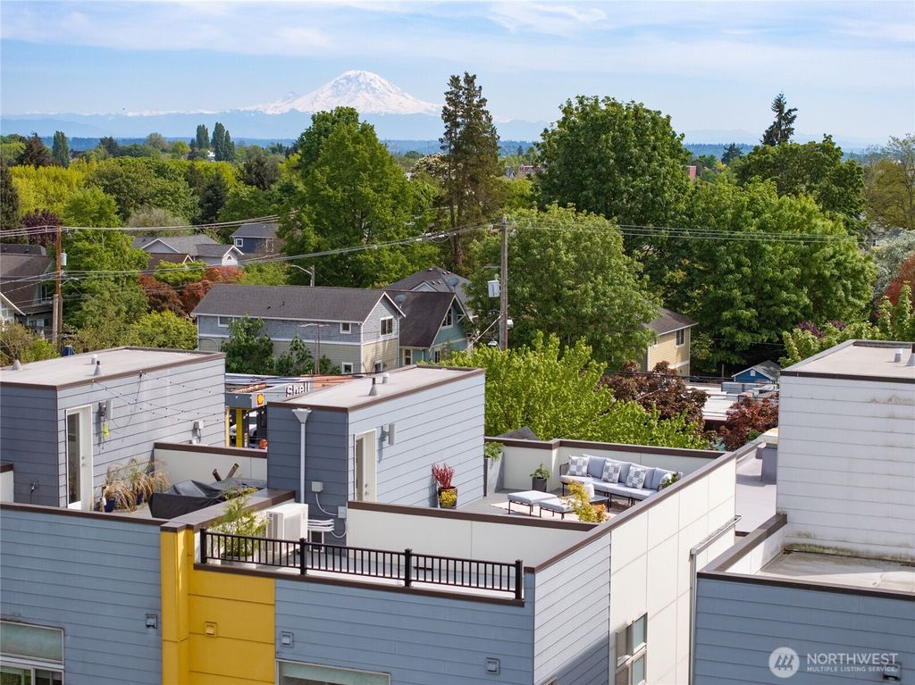 Photo of 1410 20th Avenue #A, Seattle, WA 98122 (MLS # 2371921)