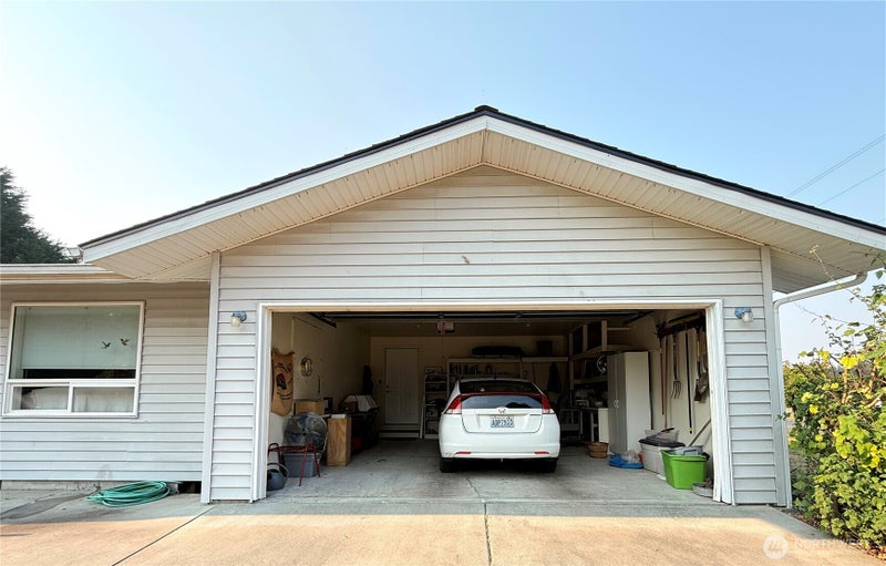 1111 Barr Road