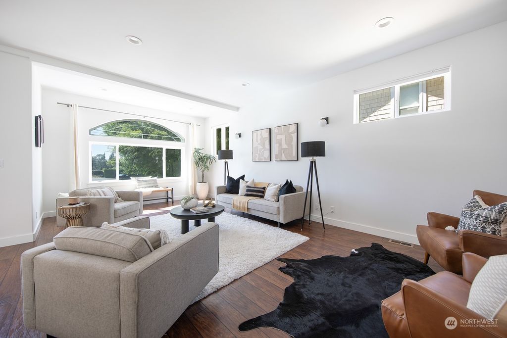 Photo of 10014 59th Avenue S, Seattle, WA 98178 (MLS # 2146691)