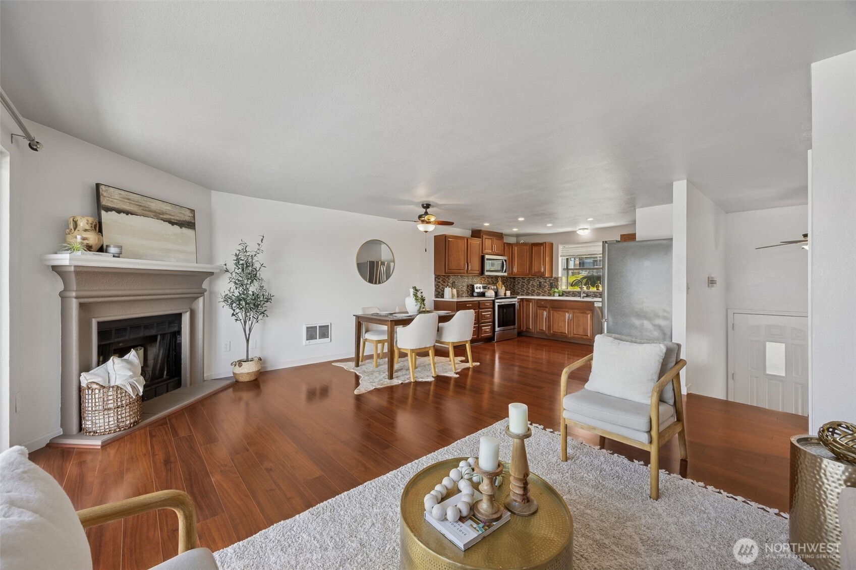 110 19th Avenue SE 14