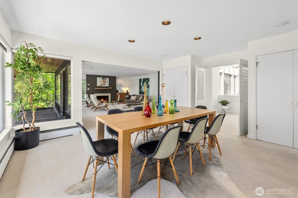 Photo of 819 NW Culbertson Drive, Seattle, WA 98177 (MLS # 2373446)