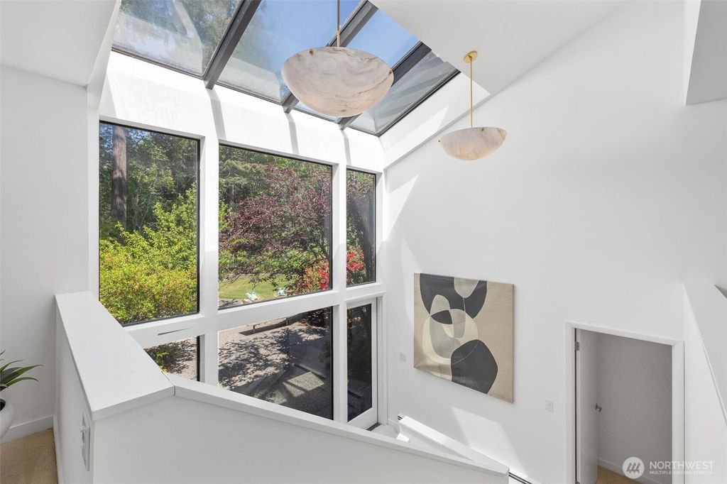 Photo of 819 NW Culbertson Drive, Seattle, WA 98177 (MLS # 2373446)