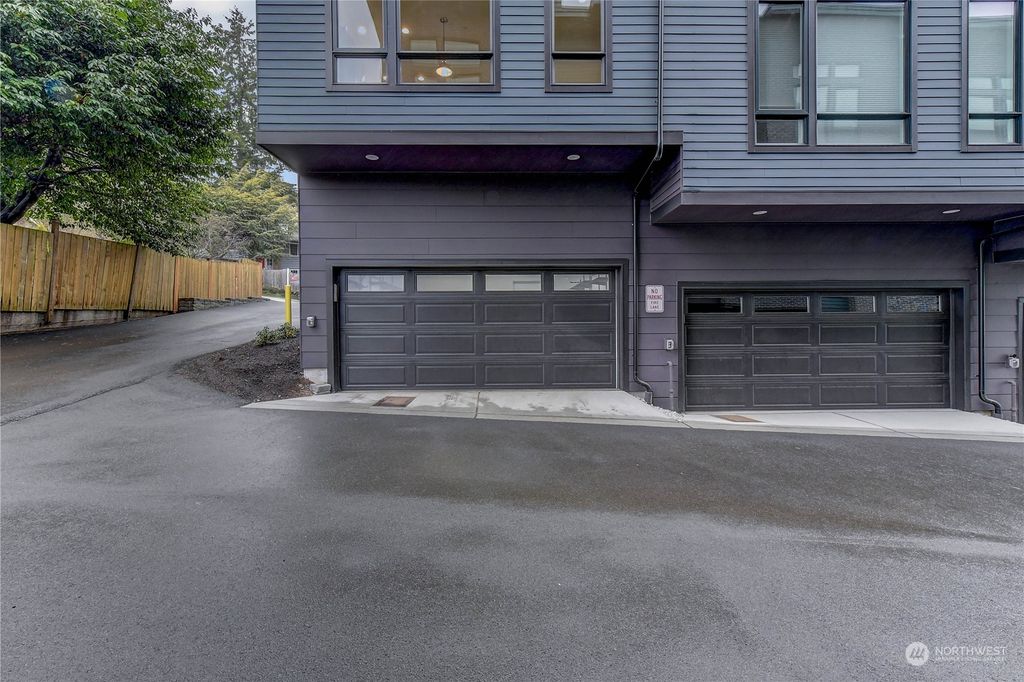 Photo of 18513 104th Avenue NE #1A, Bothell, WA 98011 (MLS # 2048368)