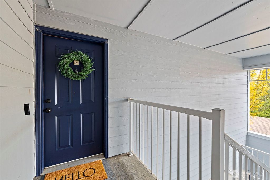 Photo of 10825 SE 200th Street #G303, Kent, WA 98031 (MLS # 2452876)