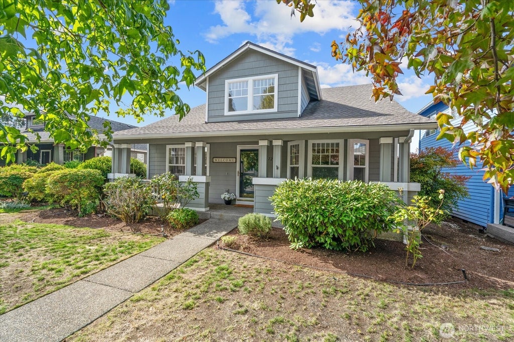Photo of 1725 Palisade Boulevard, Dupont, WA 98327 (MLS # 2591226)