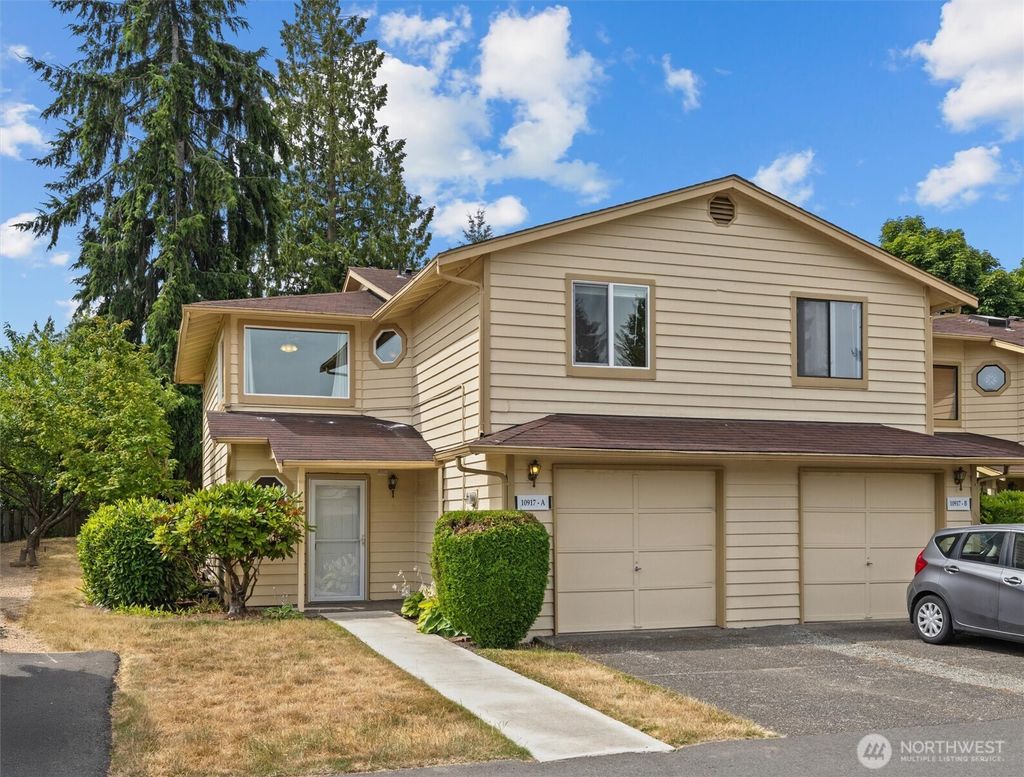 Photo of 10917 SE 251st Place #A40A, Kent, WA 98030 (MLS # 2410278)