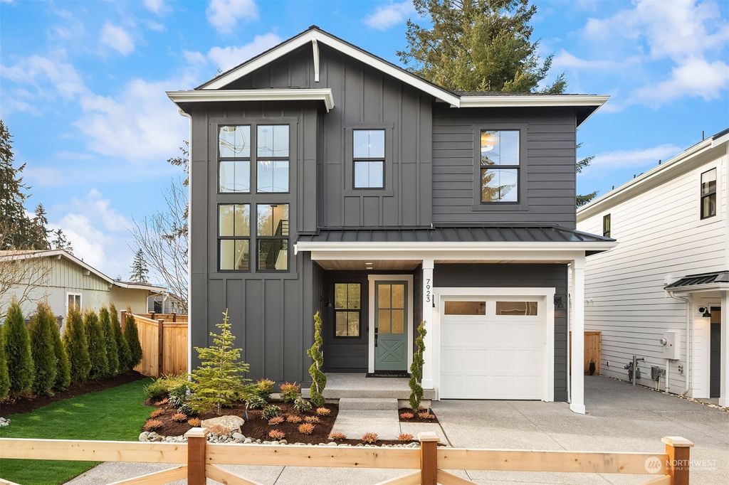 Photo of 7923 126th Avenue NE, Kirkland, WA 98033 (MLS # 2057508)