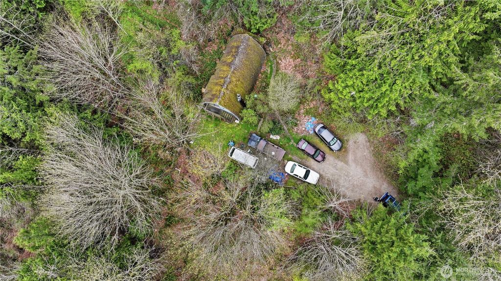 Photo of 27011 SE 74th Street, Issaquah, WA 98027 (MLS # 2505607)