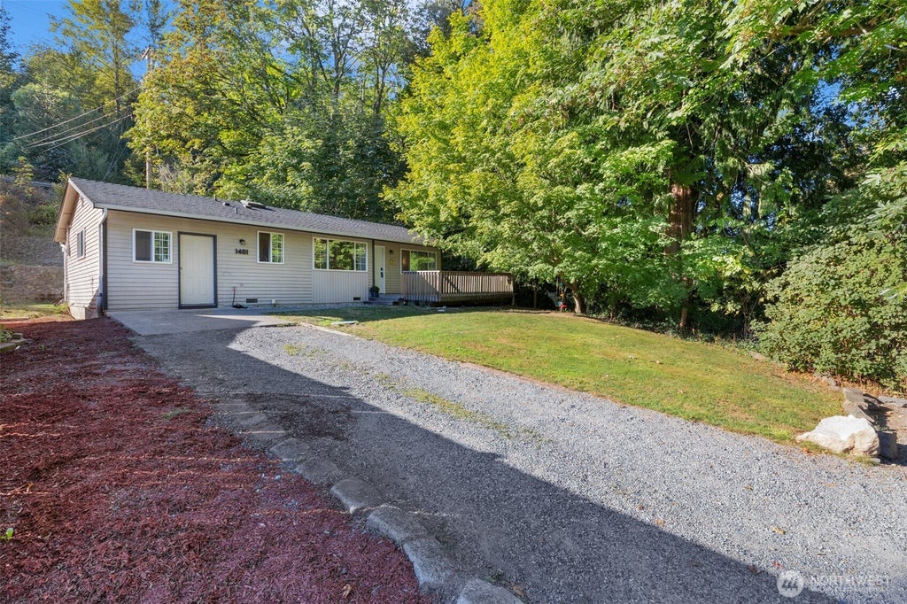 Photo of 1401 Maple Avenue, Snohomish, WA 98290 (MLS # 2580456)