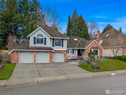 Photo of 4712 241st Avenue SE, Sammamish, WA 98029 (MLS # 2484671)