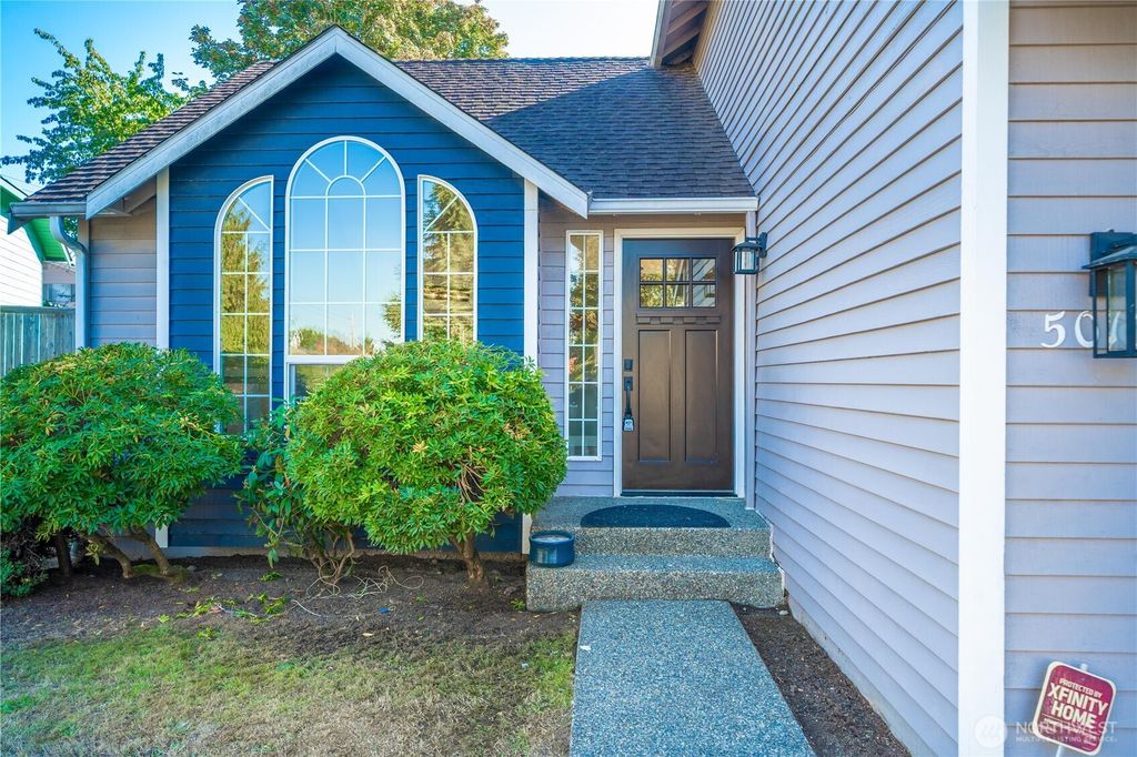 Photo of 5013 S 299th Place N, Auburn, WA 98001 (MLS # 2438061)