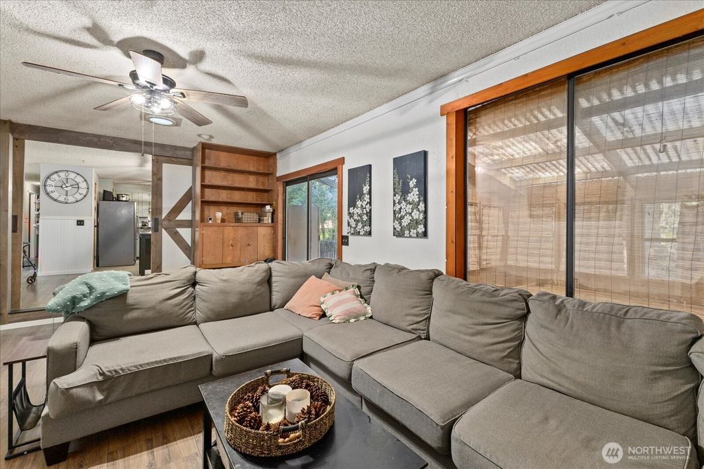 Photo of 11719 35th Avenue SE, Everett, WA 98208 (MLS # 2429517)