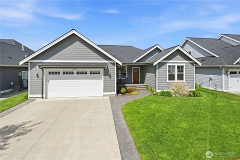 Photo of 2013 Brome Street, Lynden, WA 98264 (MLS # 2526204)