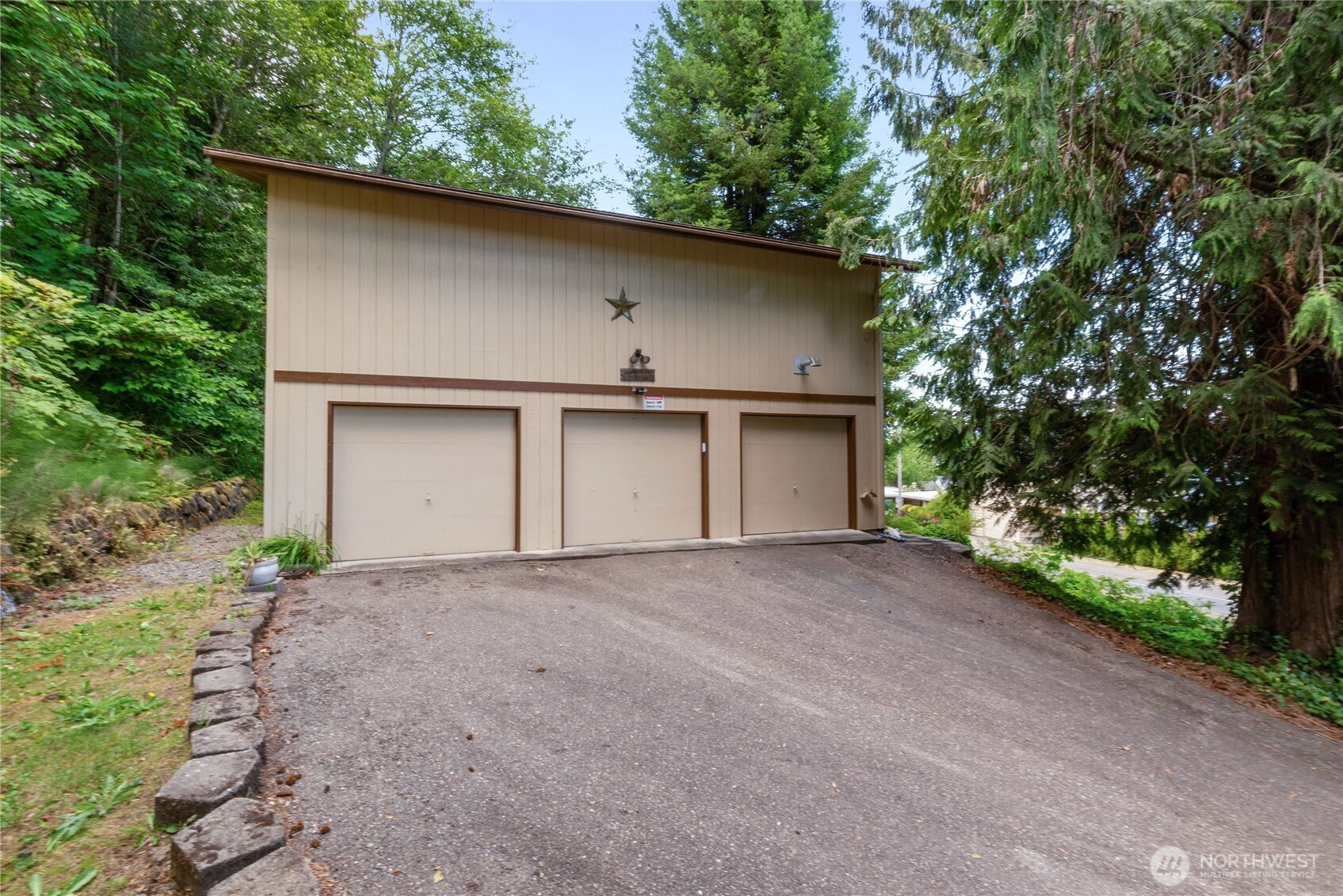 15401 E State Rt 106