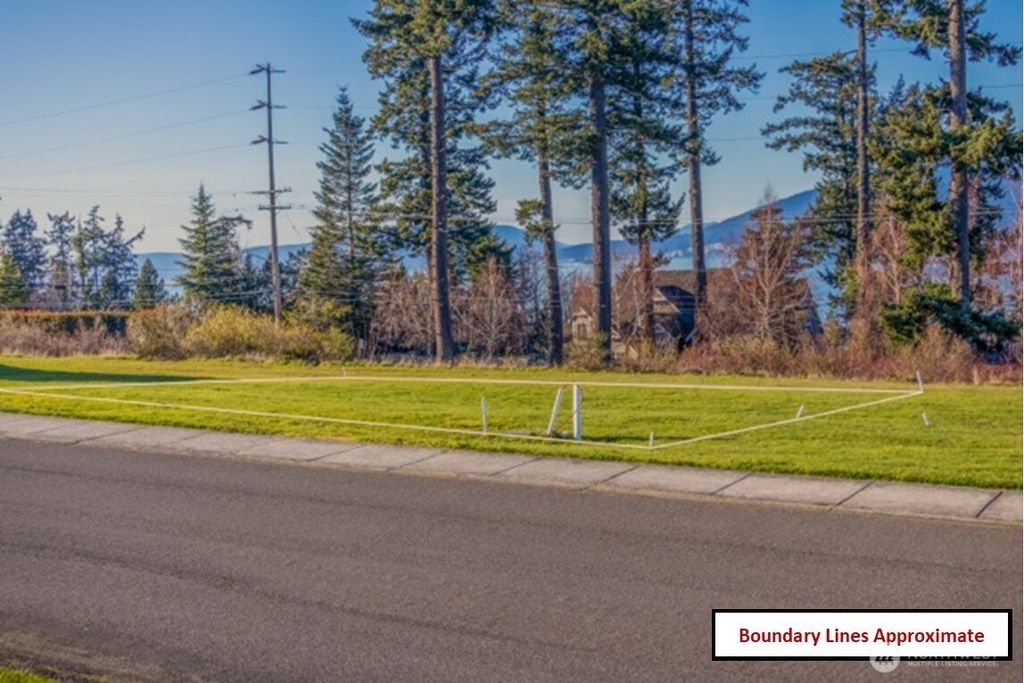 Photo of 3910 Isle Way, Anacortes, WA 98211 (MLS # 2487161)