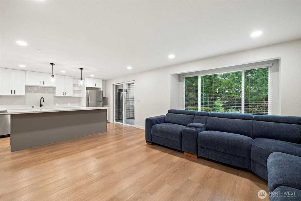 Photo of 200 Mountain Park Boulevard SW #A103, Issaquah, WA 98027 (MLS # 2441548)
