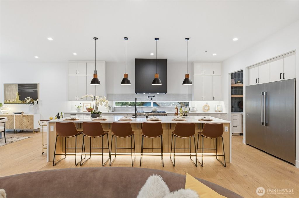 Photo of 218 163rd Place SE, Bellevue, WA 98008 (MLS # 2494739)