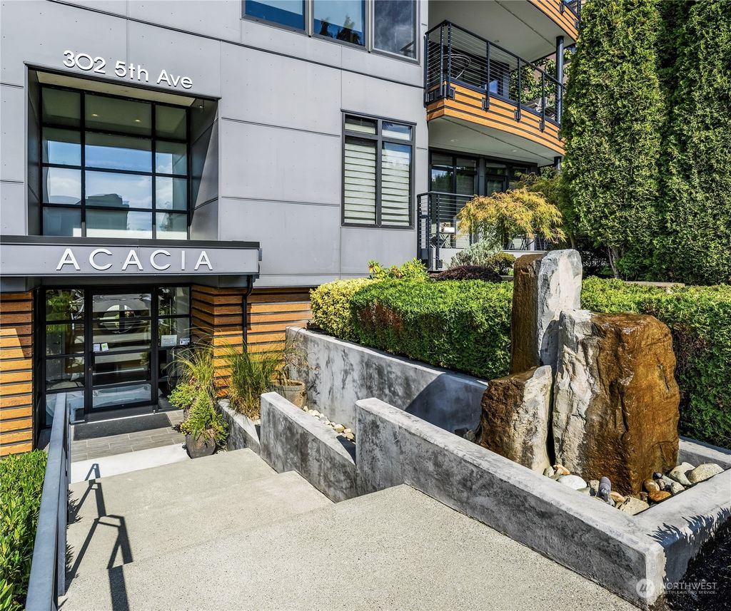 Photo of 302 5th Avenue #201, Kirkland, WA 98033 (MLS # 2191530)