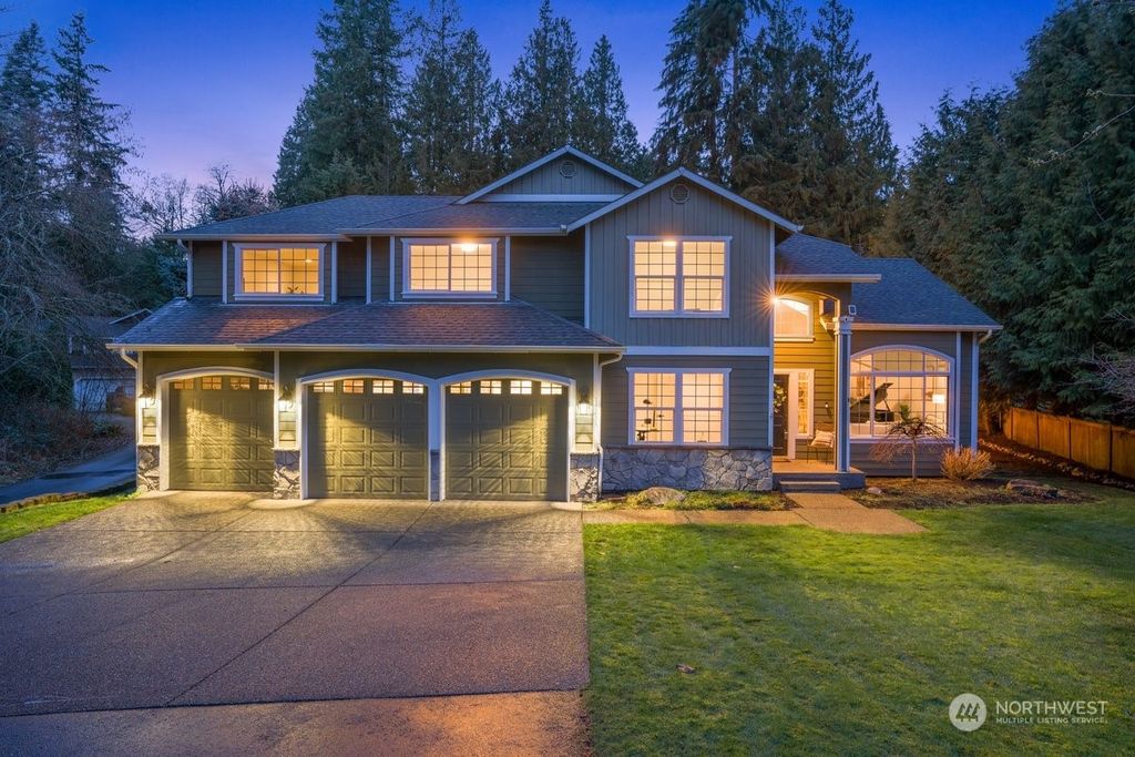 Photo of 11211 42nd Street SE, Snohomish, WA 98290 (MLS # 2204927)