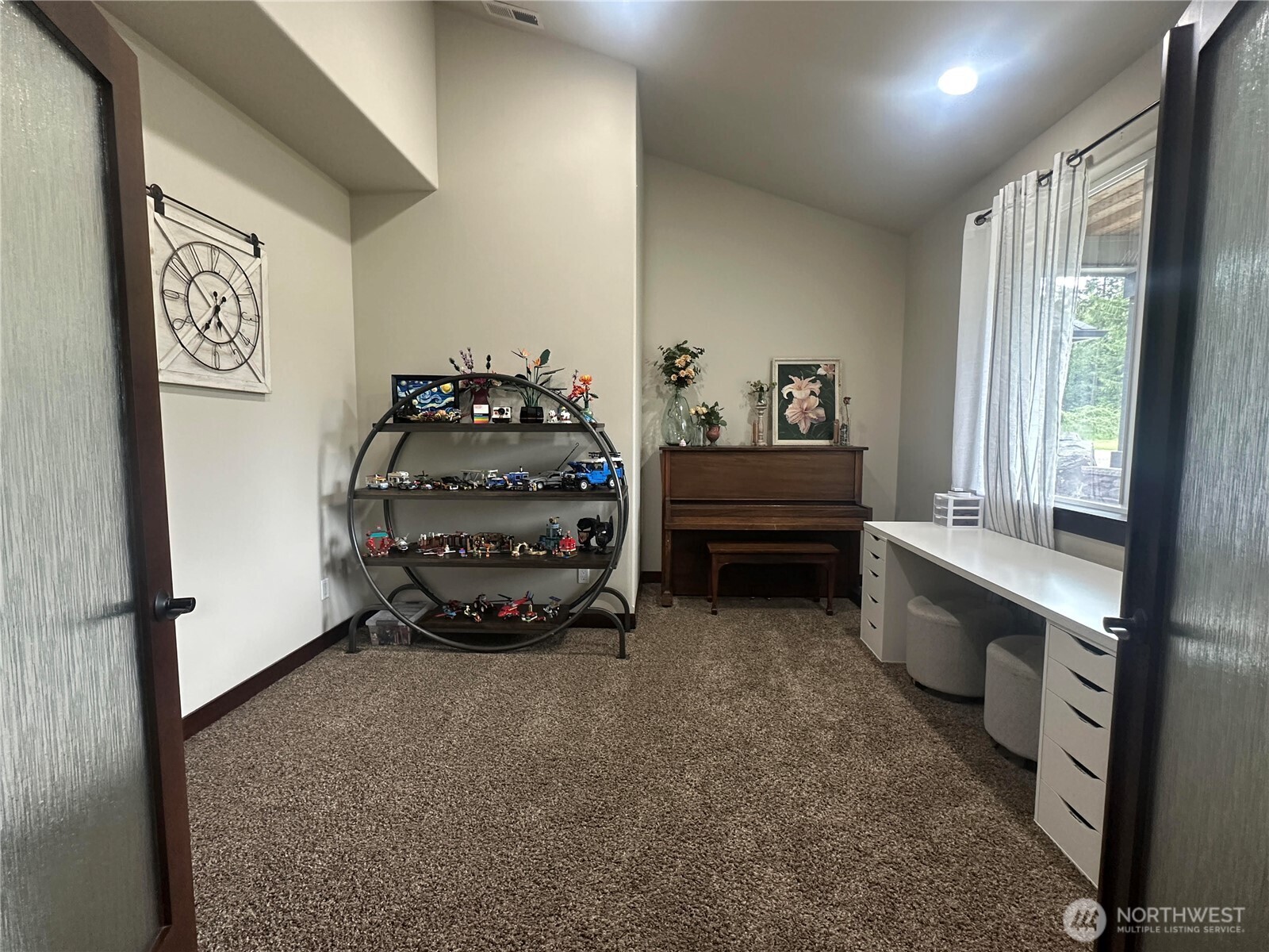 19910 Bear View Lane SW
