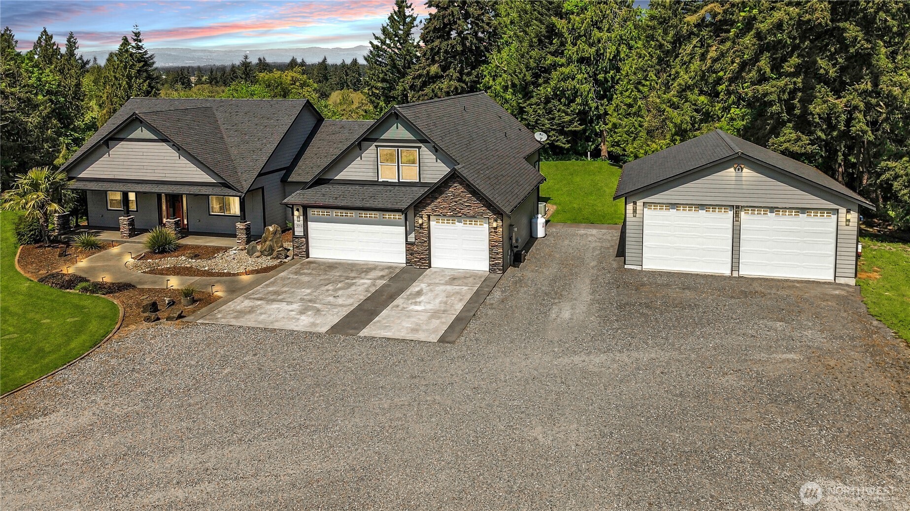 19910 Bear View Lane SW