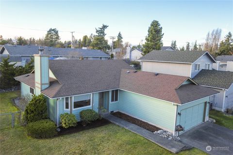 Photo of 24101 17th Avenue S, Des Moines, WA 98198 (MLS # 2027249)