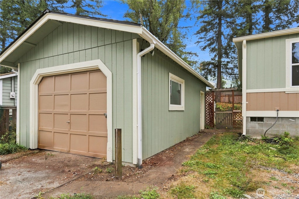 Photo of 902 Timber Lane, Gold Bar, WA 98251 (MLS # 2567197)