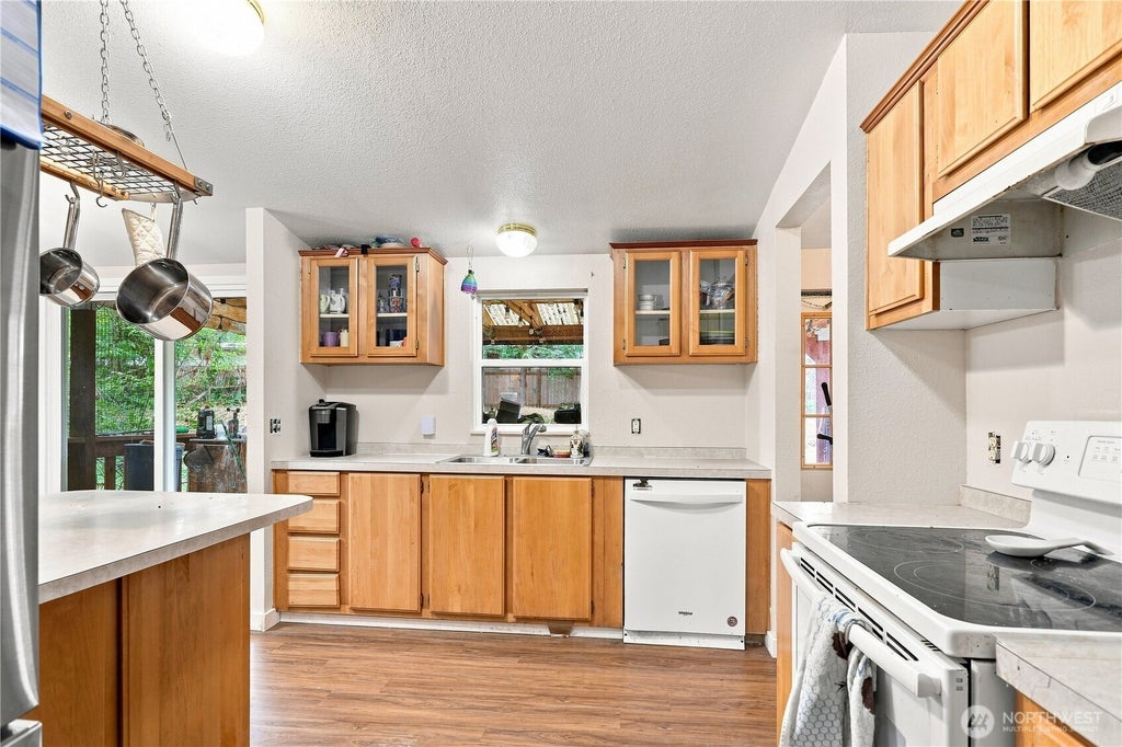 Photo of 902 Timber Lane, Gold Bar, WA 98251 (MLS # 2567197)